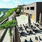 Steinburg 4*