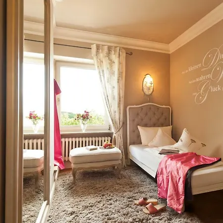 Hotel Steinburg 4*